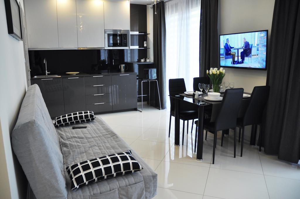 Moko Apartment Parking W Cenie Warsaw Exterior photo